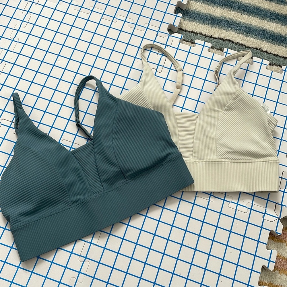 Set of 2 old navy active sports bras